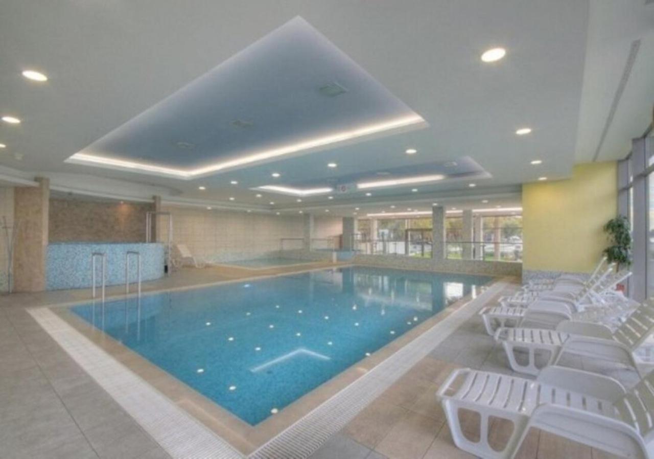 Myflat Club 218 Palazzo Wellness Apartment Siófok Exterior foto